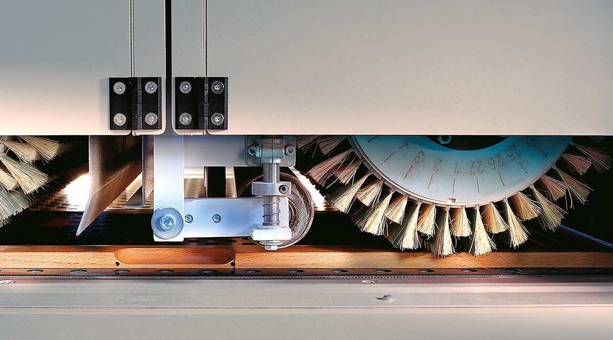 brushing|sanding|smoothing Brushing machine